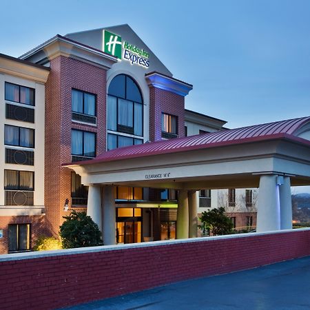 Holiday Inn Express & Suites Greenville-Downtown By Ihg Экстерьер фото