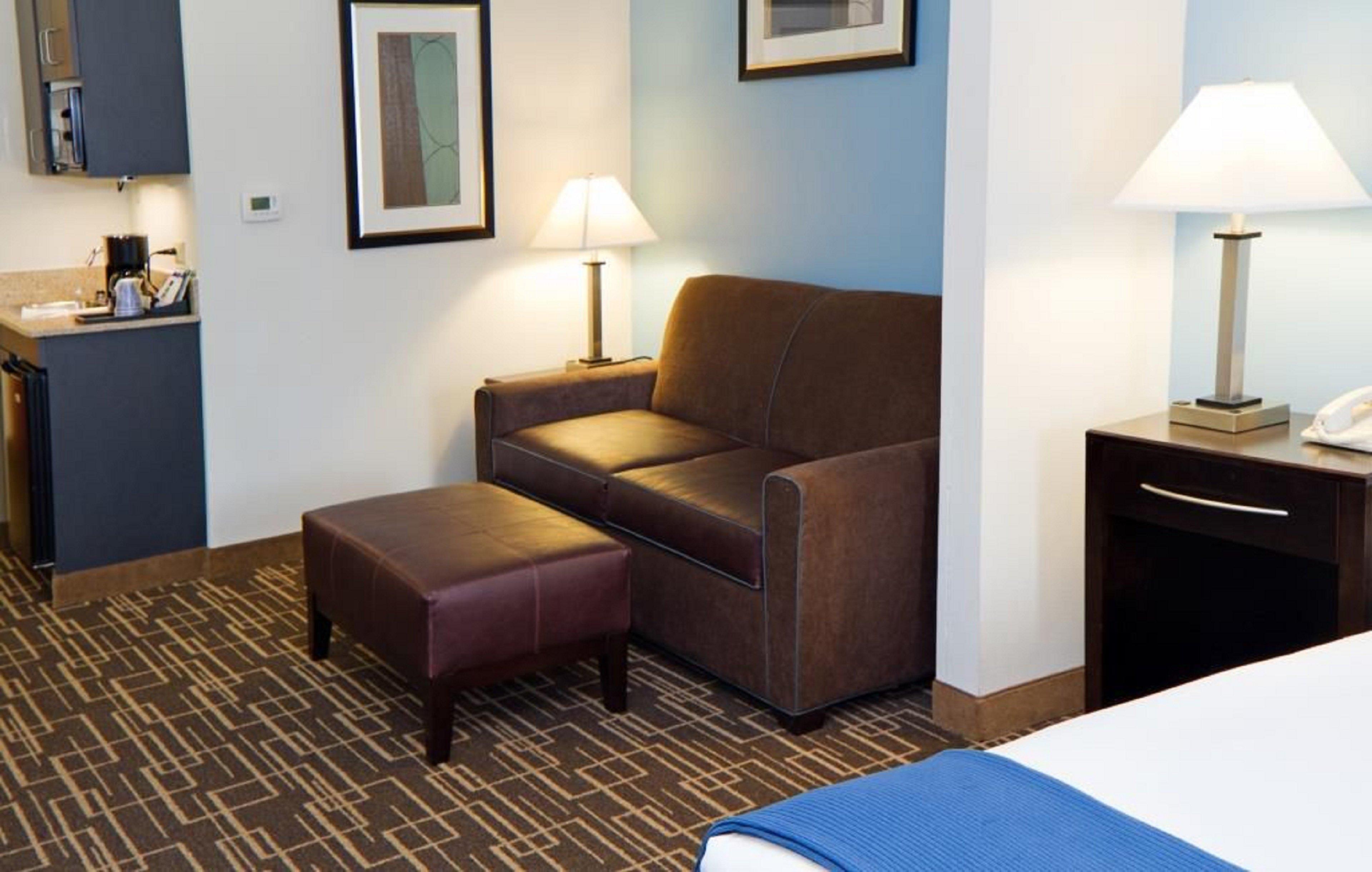 Holiday Inn Express & Suites Greenville-Downtown By Ihg Экстерьер фото