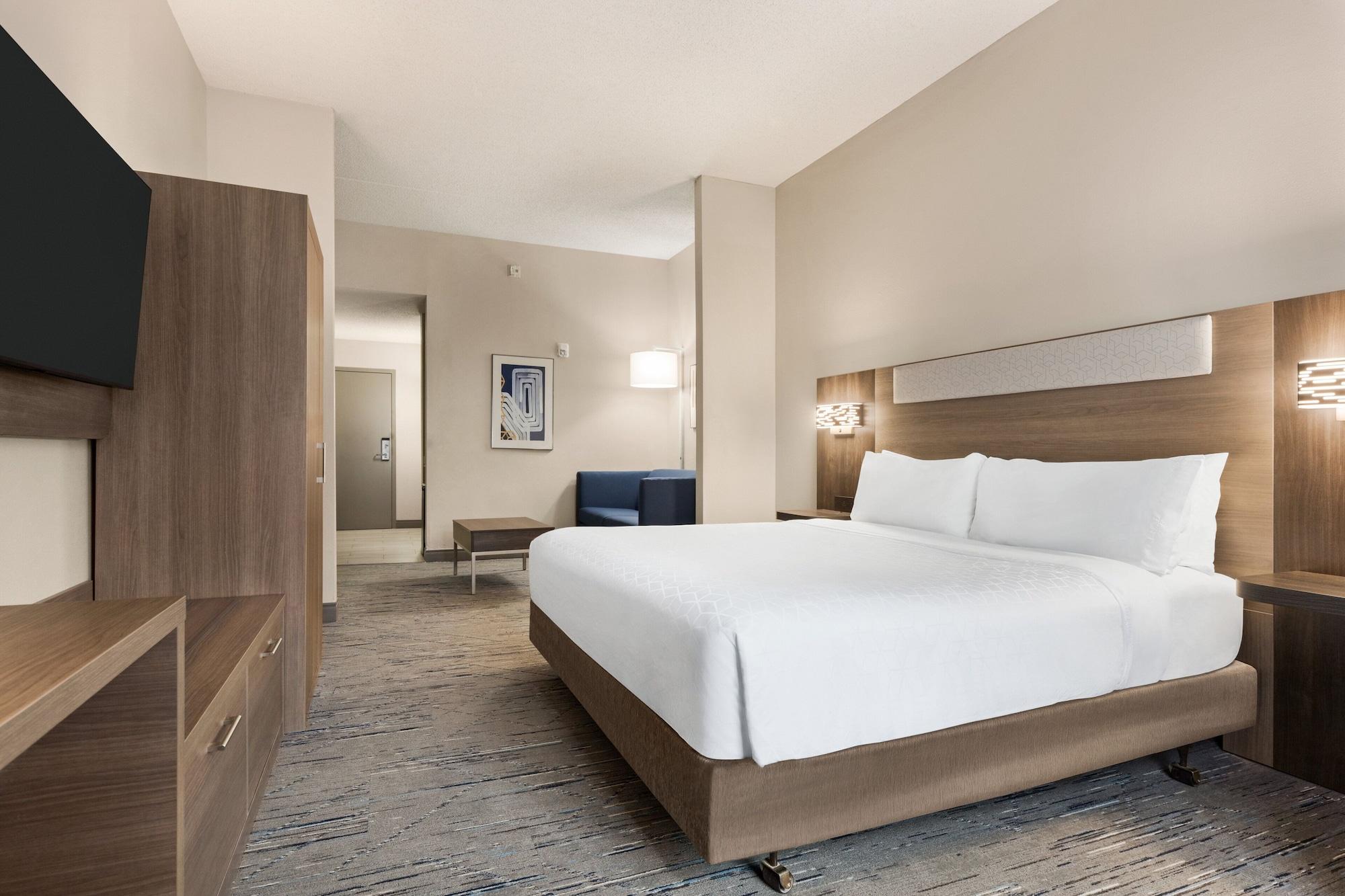 Holiday Inn Express & Suites Greenville-Downtown By Ihg Экстерьер фото